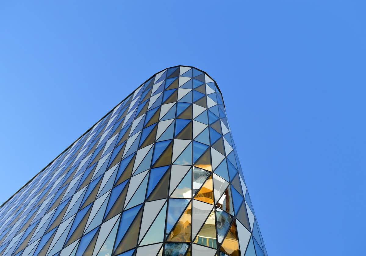 开云体育入口-古德温20+6+11 上海久事6人上双大胜长白山恩都里